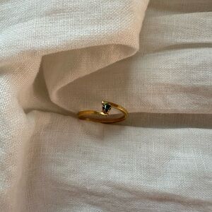 Vintage Avon Gold Tone Ring Size 6.5